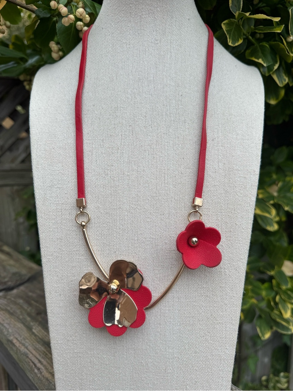 Red Floral Leather & Gold Tone Necklace